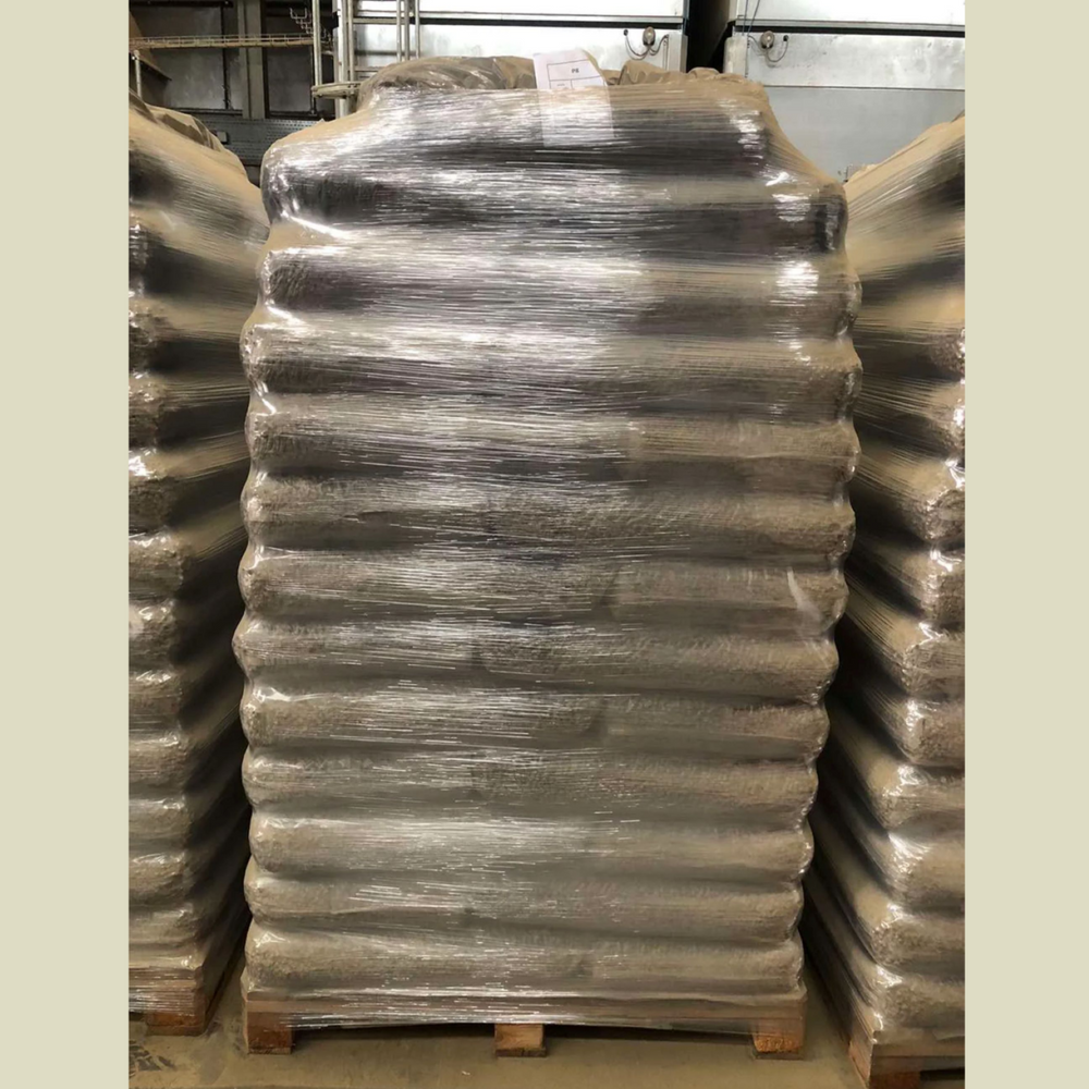 Miscanthus Pellets Einstreu 8 mm – 30 kg (15+15 kg Sack) | 100% Naturprodukt | Staubarme Pferde- & Tierstreu | Hohe Saugkraft & Geruchsbindung | Umweltfreundliche Alternative zu Sägespänen